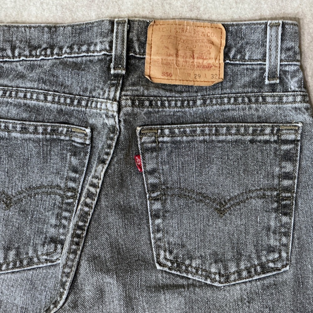 Vintage 90s Gray Levi's Jeans 550 Relaxed Fit Tapered Leg Made in USA Size 29x32 - Picture 3 of 9